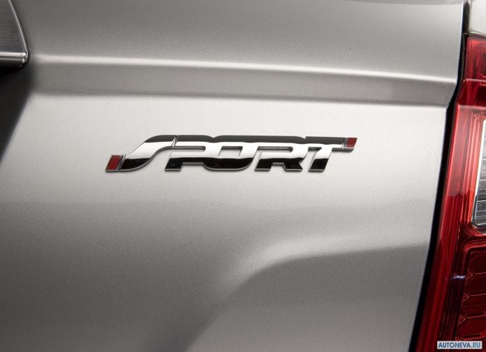 2010 Ford Fusion - фотография 29 из 33