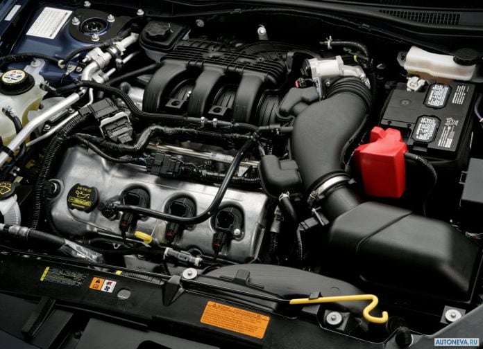 2010 Ford Fusion - фотография 31 из 33