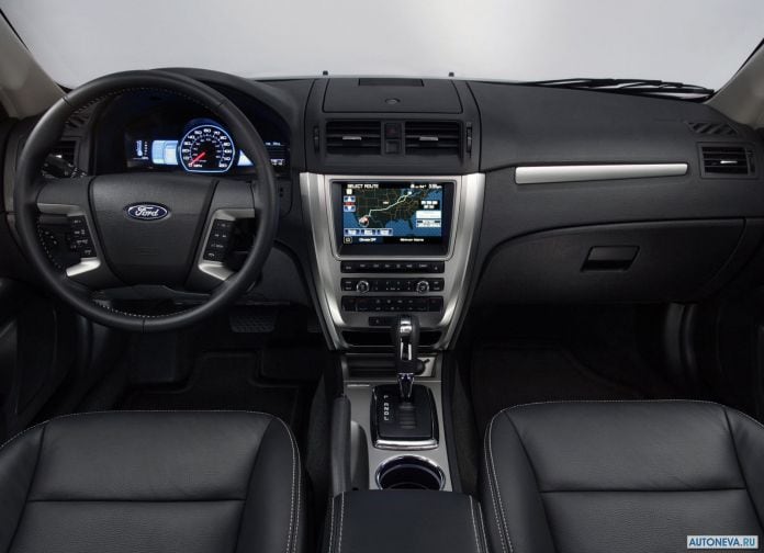 2010 Ford Fusion Hybrid - фотография 5 из 38