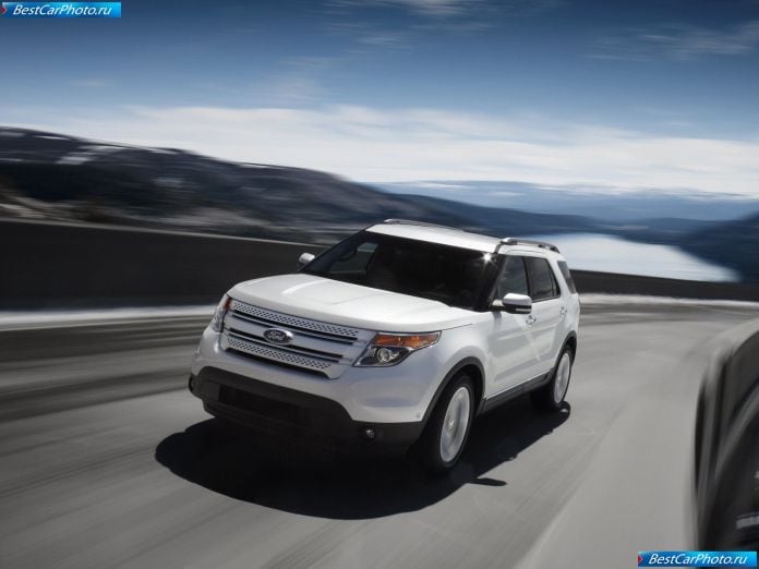 2011 Ford Explorer - фотография 11 из 80