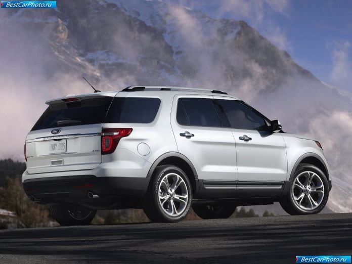 2011 Ford Explorer - фотография 18 из 80