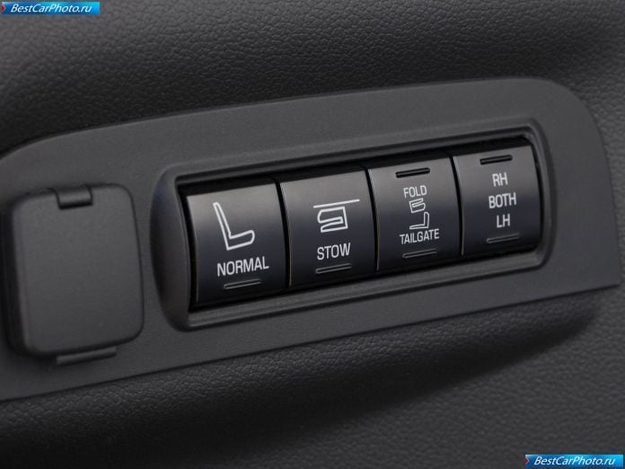 2011 Ford Explorer - фотография 59 из 80 2011 Ford Explorer - фотография 59 из 80
