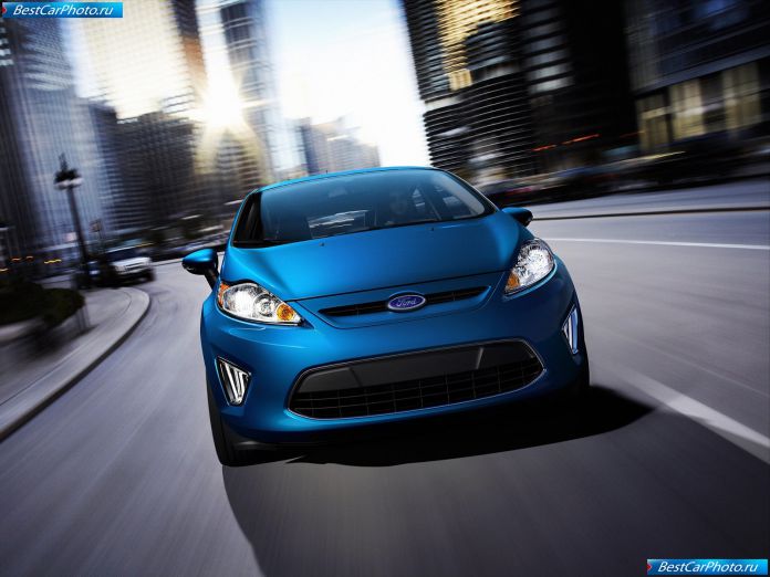 2011 Ford Fiesta - фотография 7 из 38