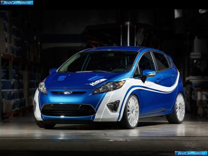 2011 Ford Fiesta - фотография 11 из 38