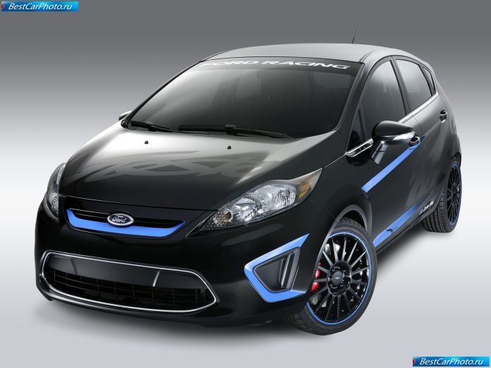 2011 Ford Fiesta - фотография 12 из 38
