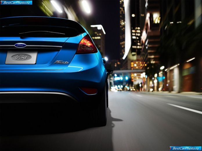 2011 Ford Fiesta - фотография 30 из 38