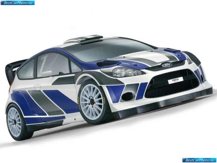 2011 Ford Fiesta Rs Wrc - фотография 2 из 14
