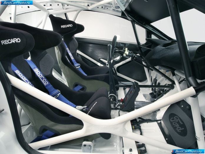 2011 Ford Fiesta Rs Wrc - фотография 13 из 14 2011 Ford Fiesta Rs Wrc - фотография 13 из 14