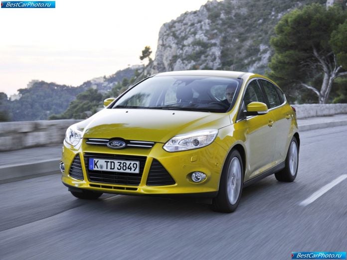 2011 Ford Focus - фотография 10 из 68