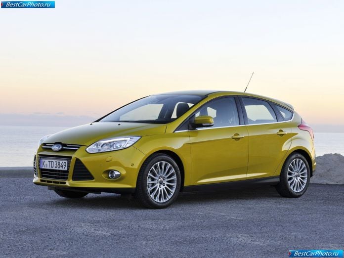 2011 Ford Focus - фотография 11 из 68