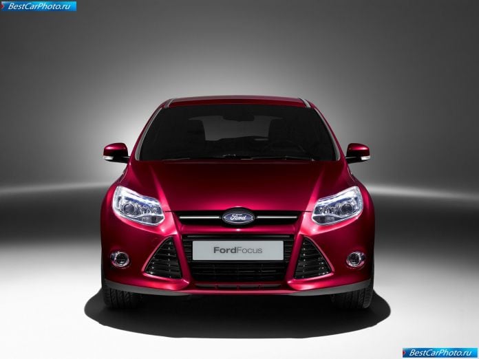 2011 Ford Focus - фотография 39 из 68