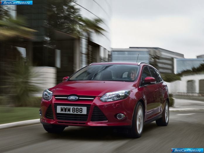2011 Ford Focus Estate - фотография 4 из 20