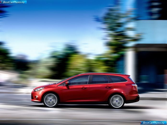 2011 Ford Focus Estate - фотография 7 из 20