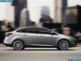ford_2011-focus_sedan_1600x1200_011.jpg