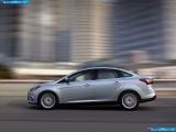 ford_2011-focus_sedan_1600x1200_012.jpg