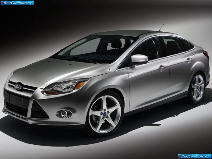 2011 Ford Focus Sedan - фотография 22 из 38