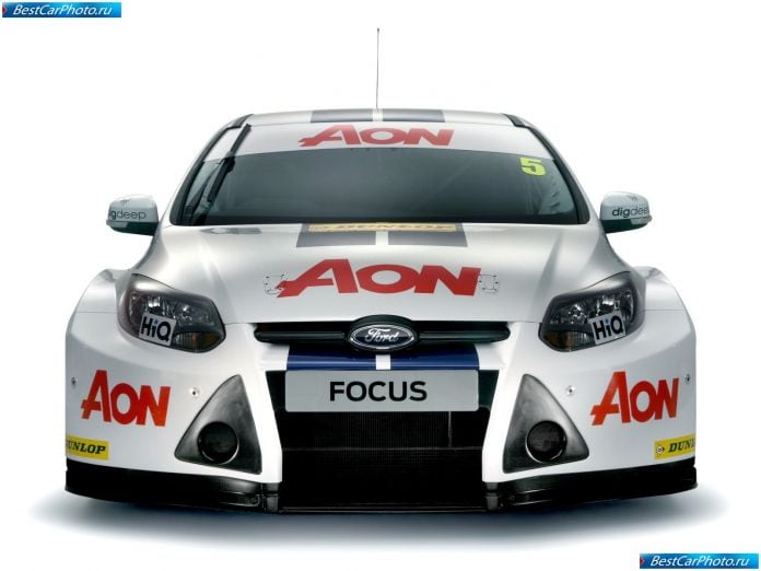 2011 Ford Focus Touring Car - фотография 6 из 8