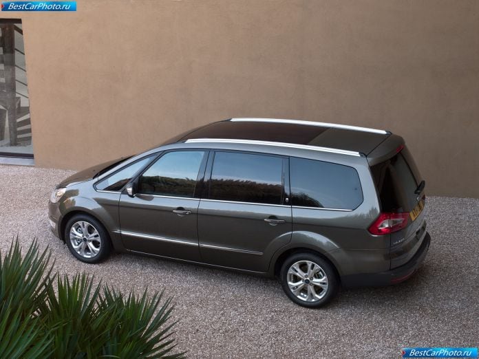 2011 Ford Galaxy - фотография 7 из 19