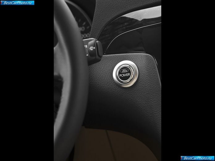 2011 Ford Galaxy - фотография 18 из 19