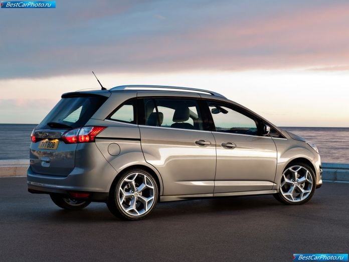 2011 Ford Grand C-max - фотография 14 из 50