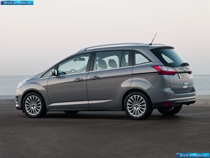 2011 Ford Grand C-max - фотография 16 из 50
