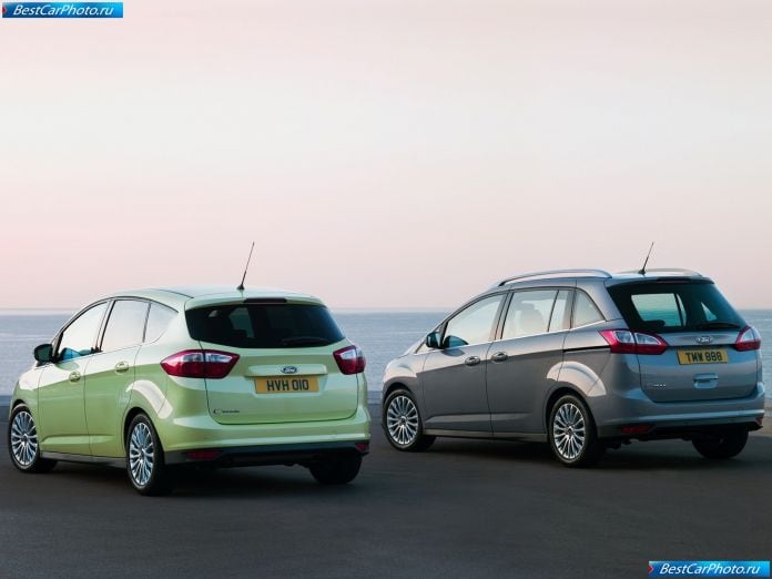2011 Ford Grand C-max - фотография 24 из 50