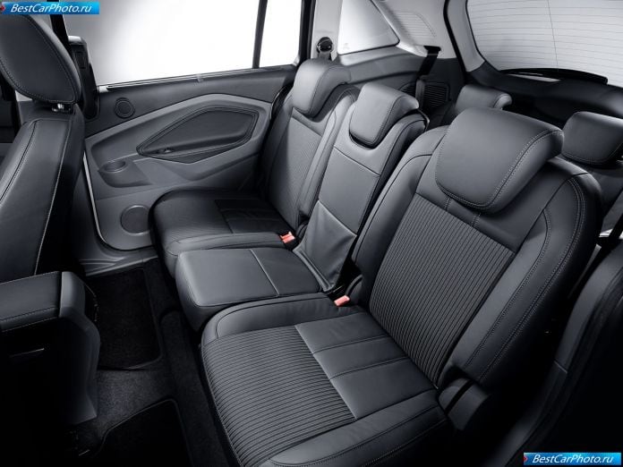 2011 Ford Grand C-max - фотография 35 из 50