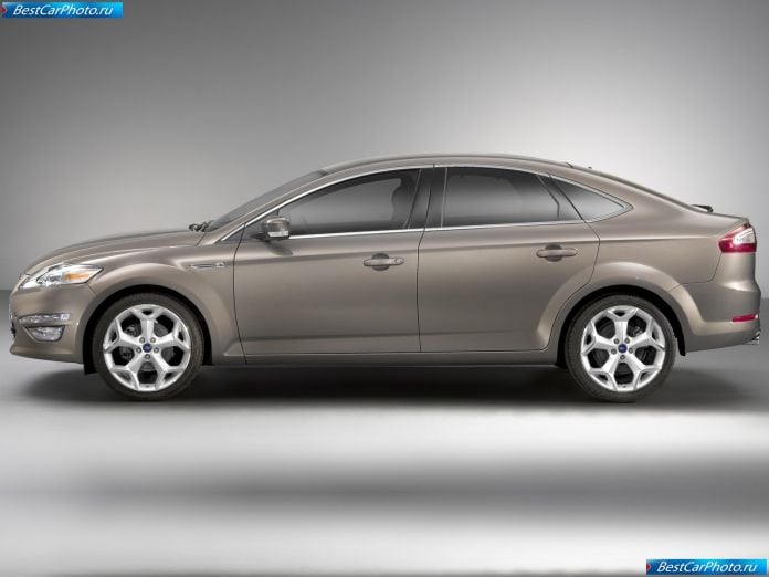 2011 Ford Mondeo - фотография 15 из 26