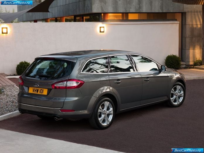 2011 Ford Mondeo Wagon - фотография 10 из 17