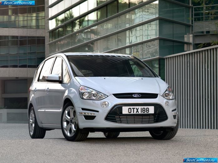 2011 Ford S-max - фотография 1 из 19