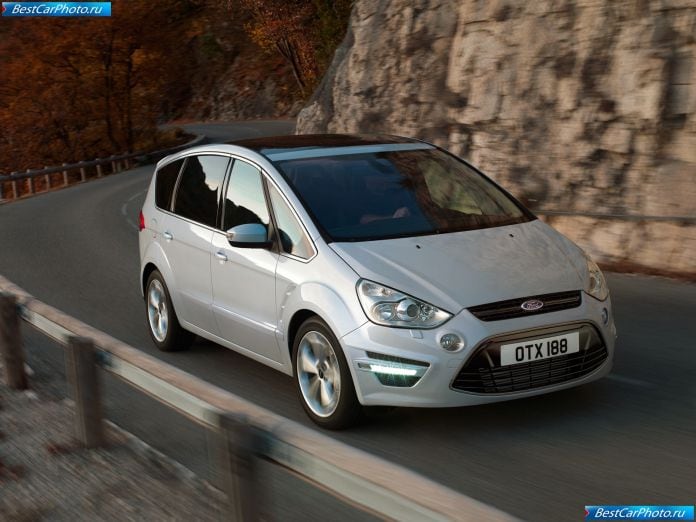 2011 Ford S-max - фотография 2 из 19