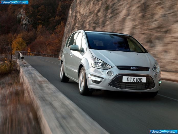 2011 Ford S-max - фотография 5 из 19