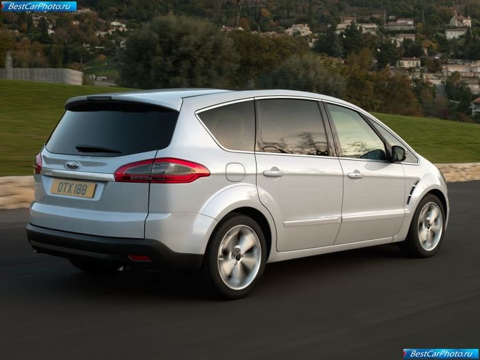 2011 Ford S-max - фотография 8 из 19