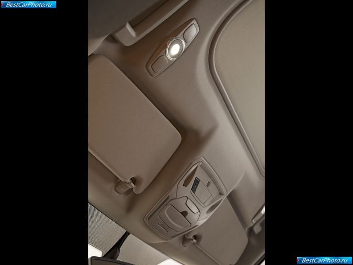 2011 Ford S-max - фотография 19 из 19