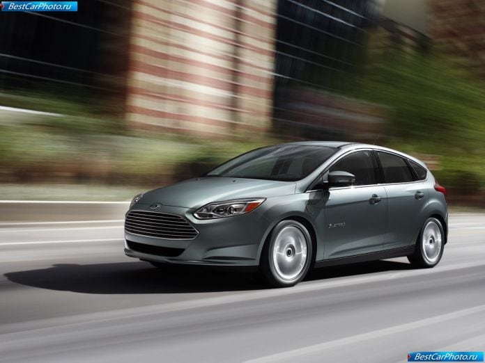 2012 Ford Focus Electric - фотография 1 из 50