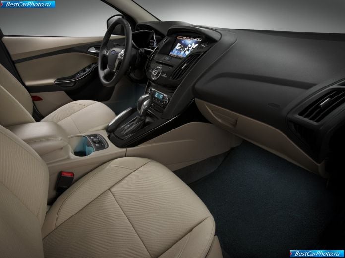 2012 Ford Focus Electric - фотография 13 из 50