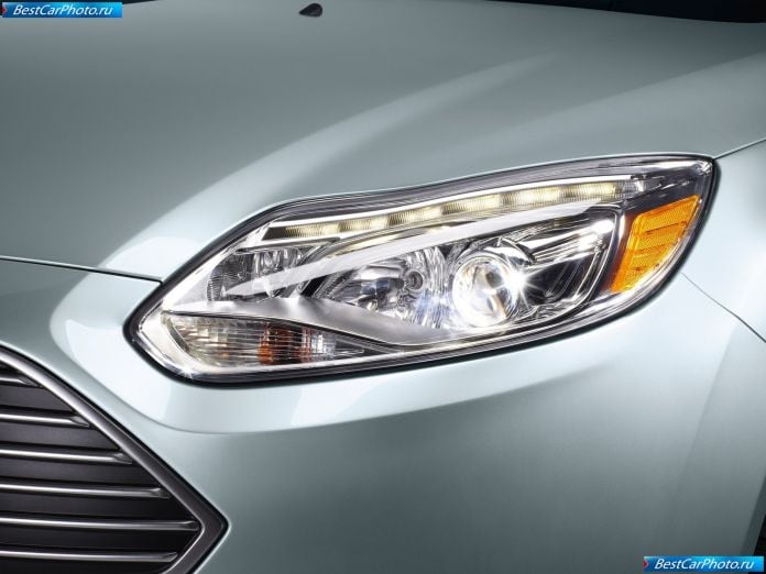 2012 Ford Focus Electric - фотография 41 из 50