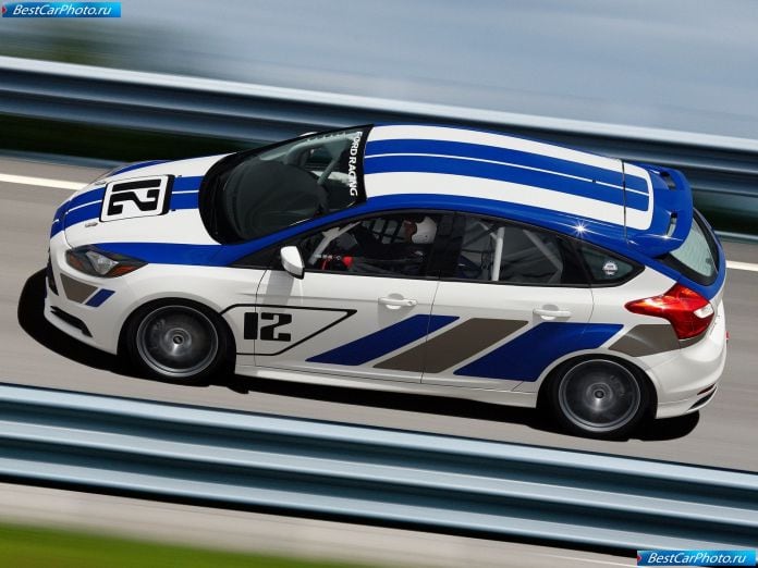 2012 Ford Focus St-r - фотография 4 из 7
