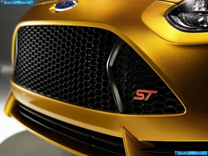 2012 Ford Focus St - фотография 37 из 51