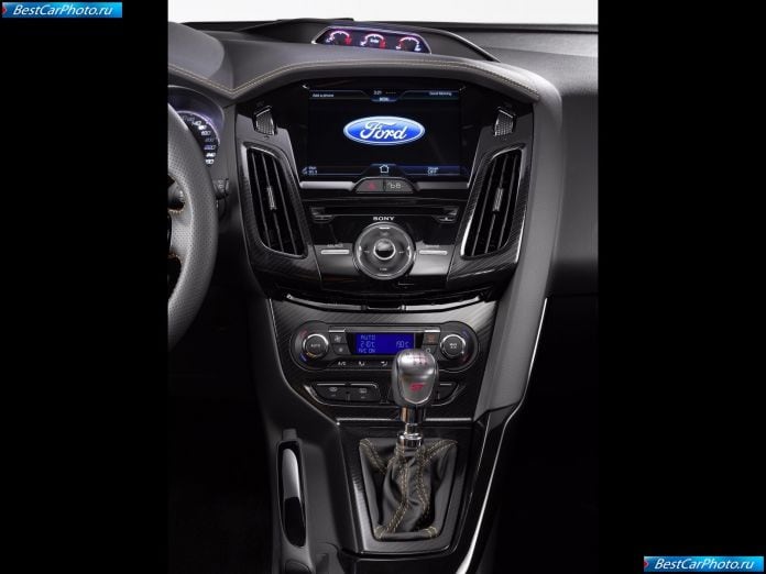 2012 Ford Focus St - фотография 49 из 51 2012 Ford Focus St - фотография 49 из 51