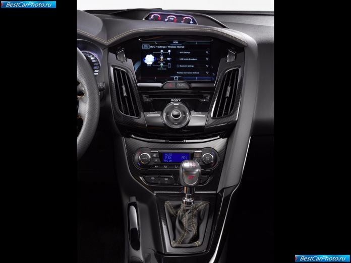 2012 Ford Focus St - фотография 50 из 51