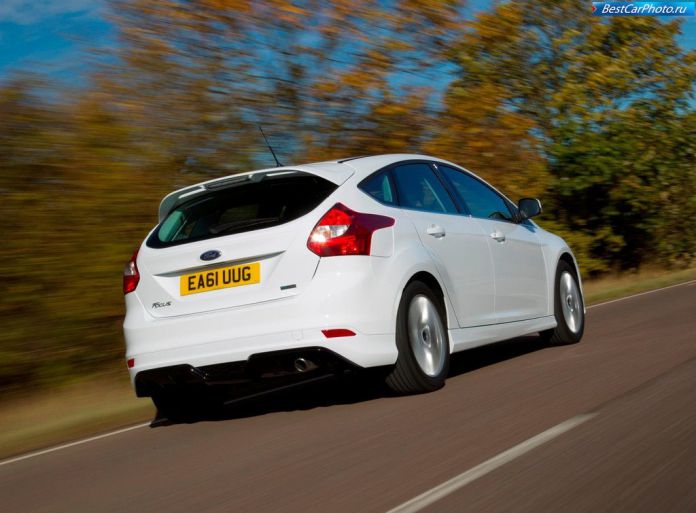 2012 Ford Focus Zetec S - фотография 3 из 5