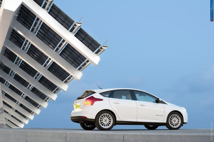 2012 Ford Focus Electric BEV - фотография 1 из 4