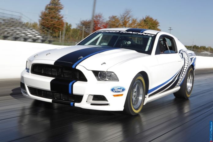 2012 Ford Mustang Cobra Jet Twin-Turbo Concept - фотография 1 из 24 2012 Ford Mustang Cobra Jet Twin-Turbo Concept - фотография 1 из 24
