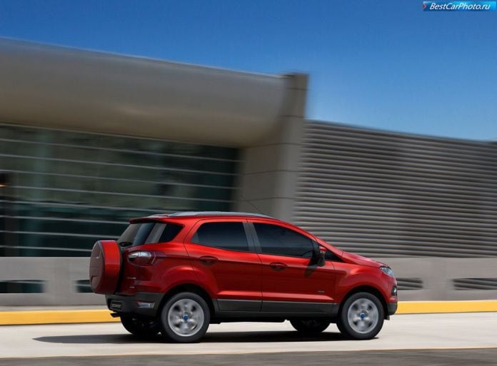 2013 Ford EcoSport - фотография 12 из 33