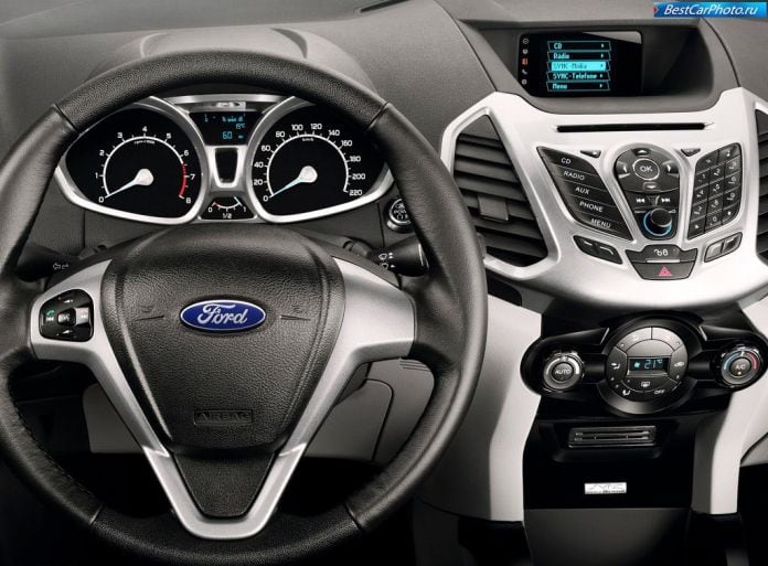 2013 Ford EcoSport - фотография 25 из 33