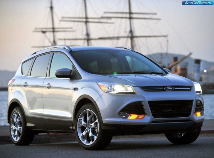 2013 Ford Escape/Kuga - фотография 10 из 138