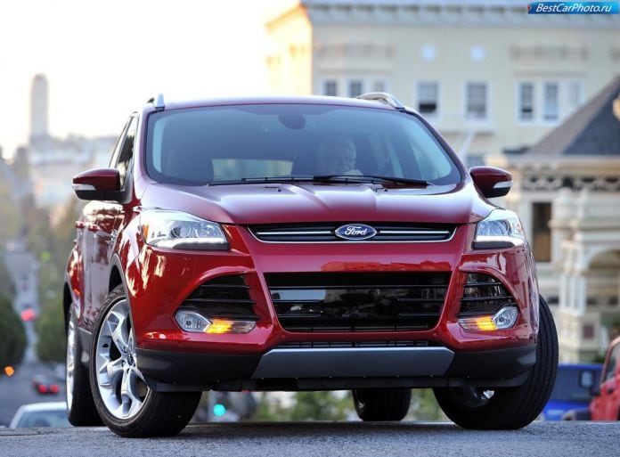 2013 Ford Escape/Kuga - фотография 29 из 138