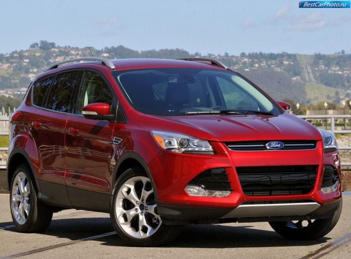 2013 Ford Escape/Kuga - фотография 30 из 138