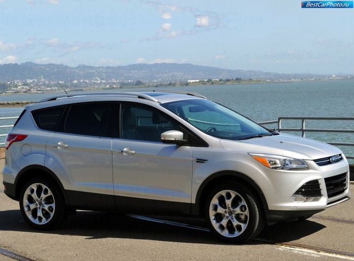 2013 Ford Escape/Kuga - фотография 37 из 138